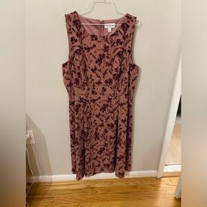 Elle Floral Sleeveless Dress - Mauve